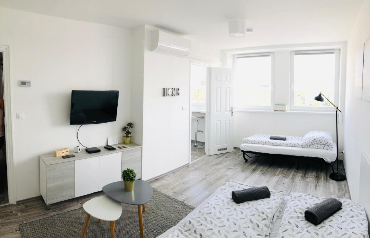 Central Apartments Veszprém Extérieur photo