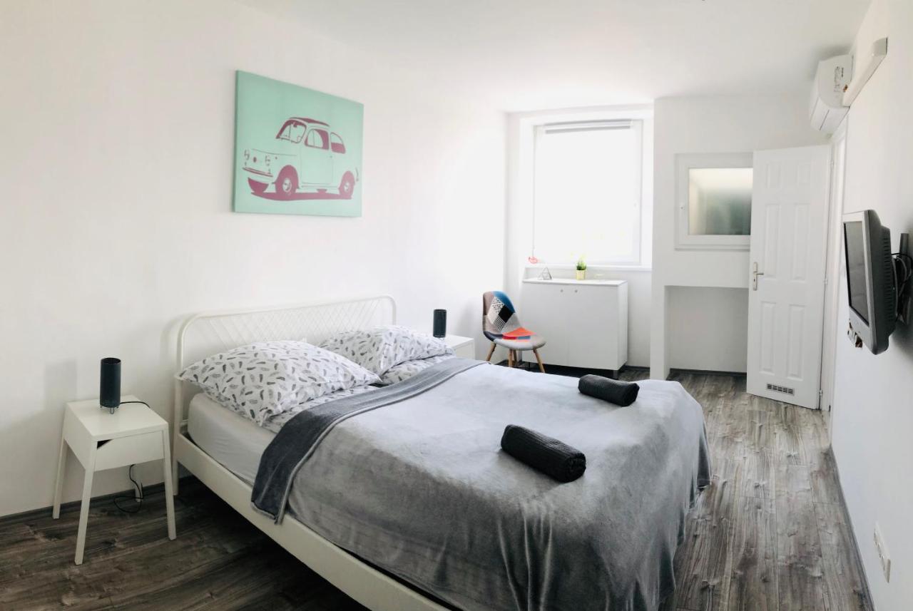 Central Apartments Veszprém Extérieur photo